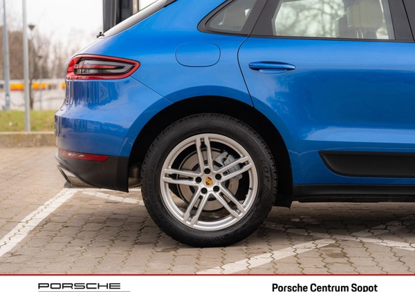 Porsche Macan cena 209000 przebieg: 73000, rok produkcji 2017 z Suwałki małe 704